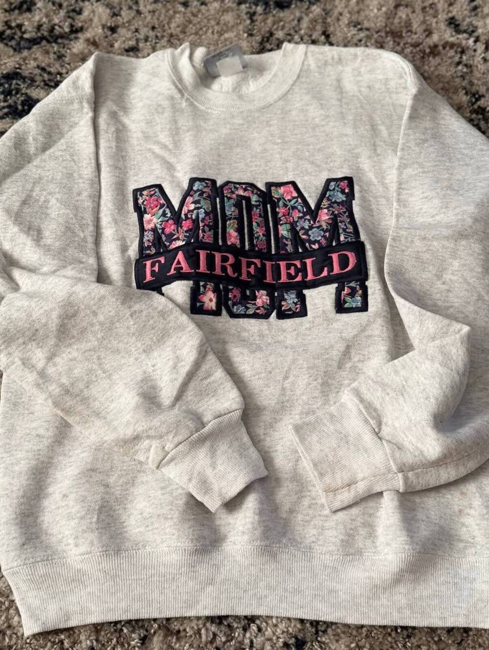 Vintage MOM Fairfield Floral Crewneck Sweatshirt Gray Cottagecore